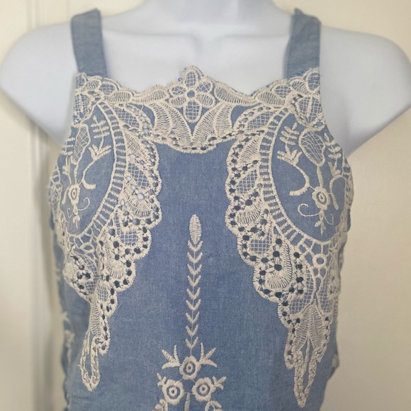 Two piece matching crop top and skirt/short set - Picture 2 of 5